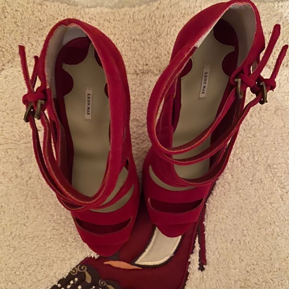 Leon Max Red Suede Platform Peep toe - Picture 5 of 12